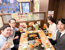 写真11: 東西営業キックオフミーティングを実施。