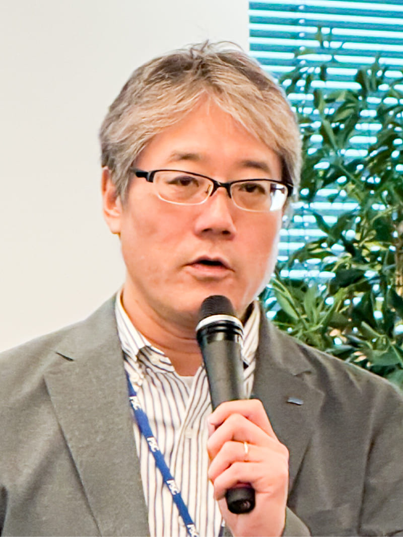 写真04: 事業部キックオフを実施