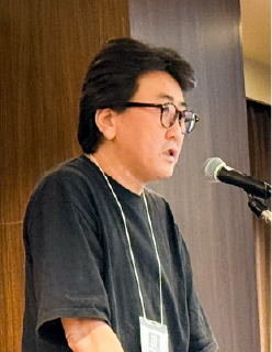 写真14: Outsourcing 事業部コミュニケーションMTGを実施。
