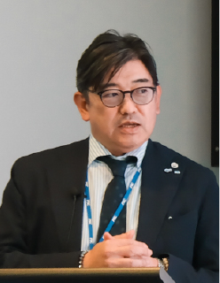 写真22: Outsourcing 事業部コミュニケーションMTGを実施。