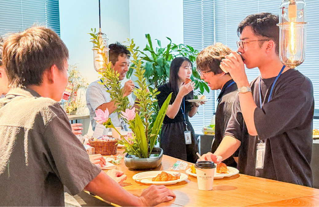 写真10: 朝食会を実施