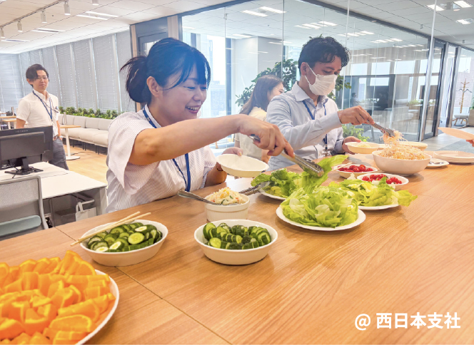 写真08: 健康イベント「野菜の日」を実施