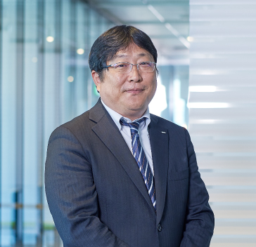 写真15: 次世代育成を目的とした「職場見学会」を実施。