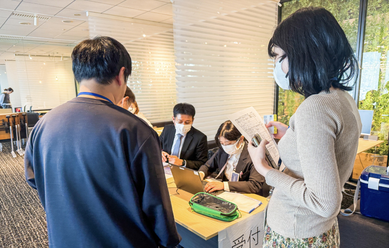 写真03: ピーエスシー東京本社でインフルエンザワクチン接種を実施