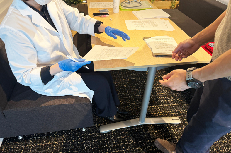 写真04: ピーエスシー東京本社でインフルエンザワクチン接種を実施