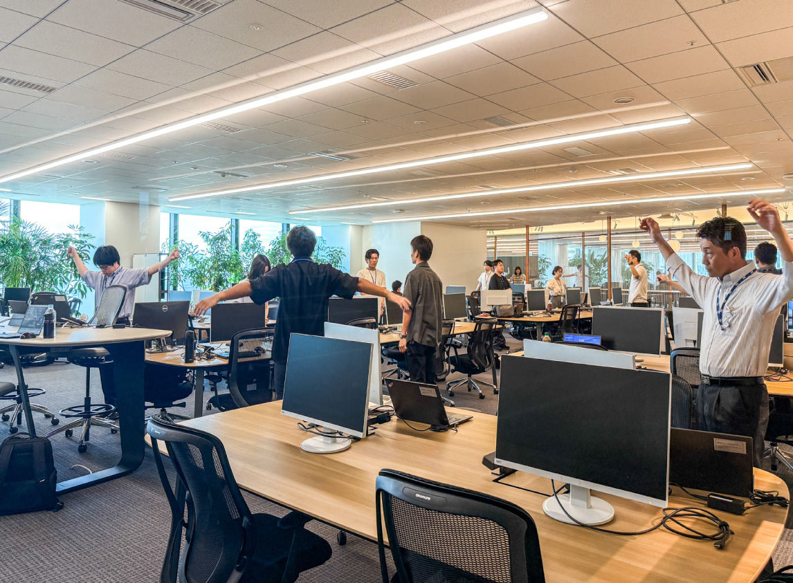 写真03: 「東京都スポーツ推進企業」に9年連続認定。