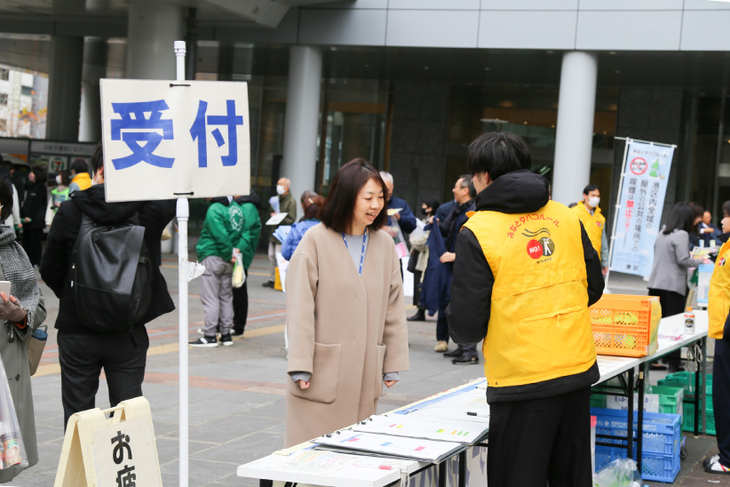 写真07: 「芝地区クリーンキャンペーン～路上喫煙ゼロのまち！～」に3年連続参加、その功績が認められ、感謝状を授与。