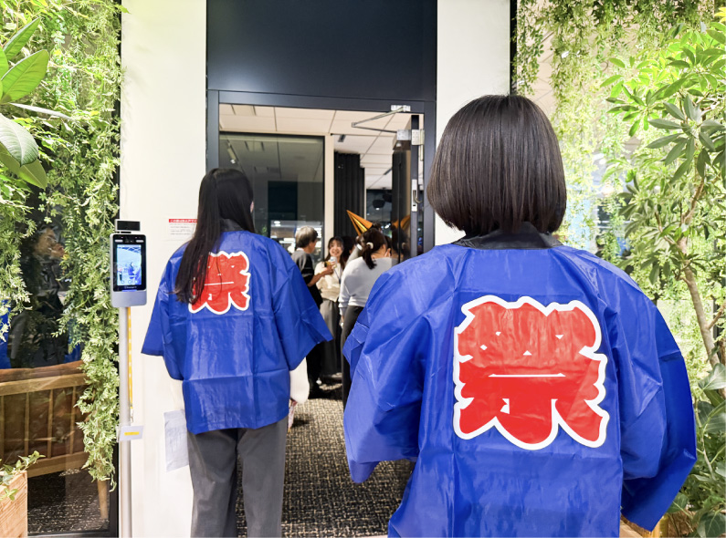 写真10: 東京本社新年会を実施