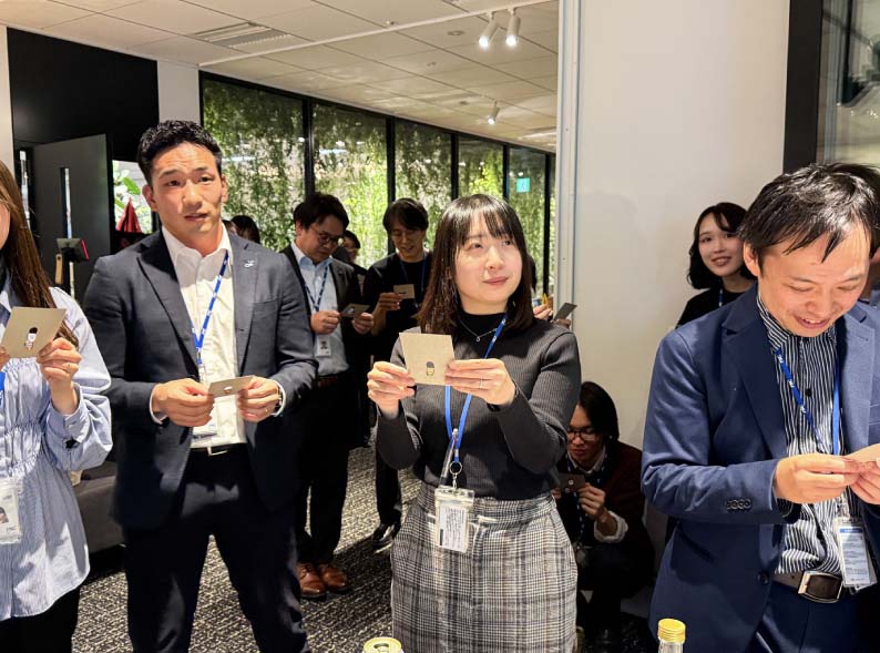 写真12: 東京本社新年会を実施