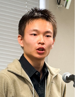 写真10: Outsourcing 事業部コミュニケーションMTGを実施。