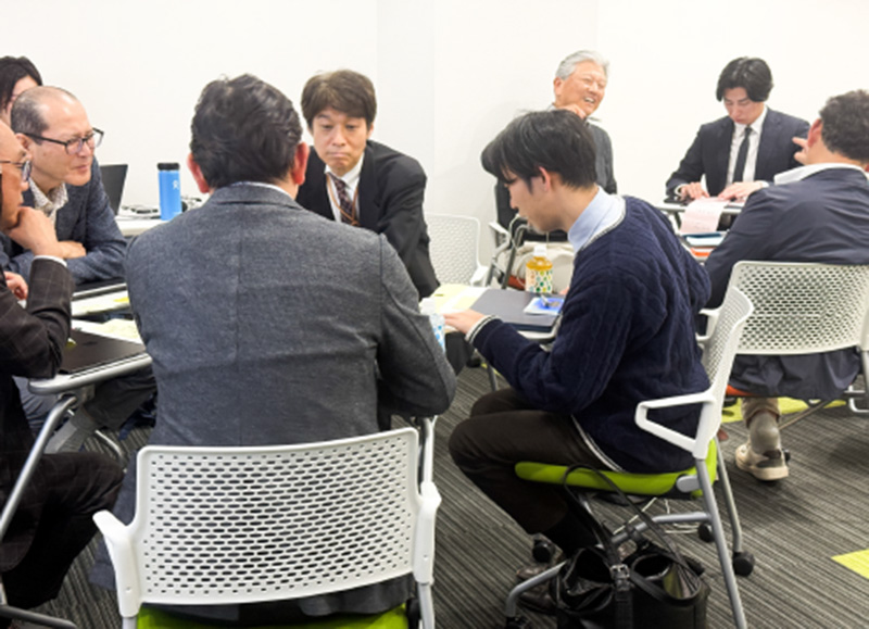 写真11: 【SAJ主催】当社代表取締役の鈴木が委員長を務める、SAJ人材委員会にて「AI時代の人材」をテーマとしたワークシップを実施。