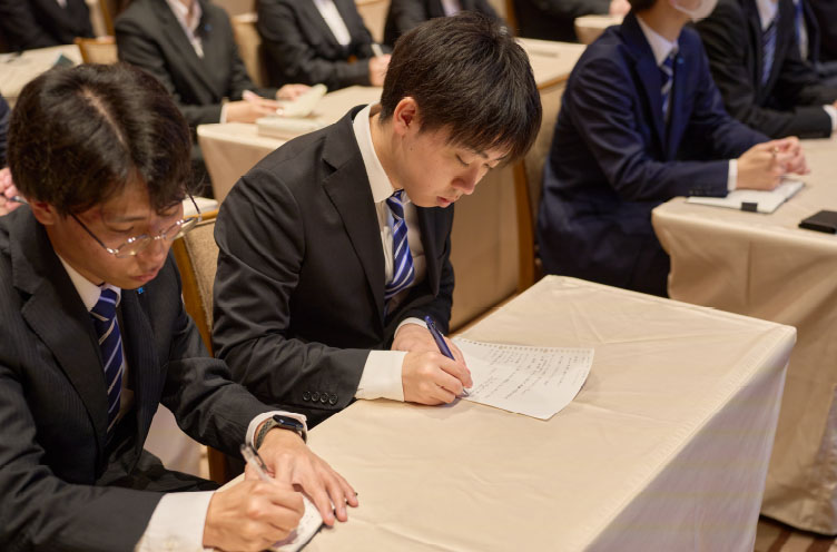 写真15: 【お知らせ】2026年度入社式を執り行いました。