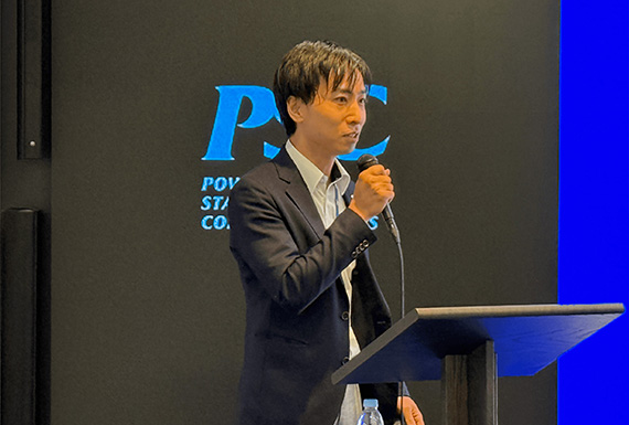 写真04_03: パートナー会を実施。